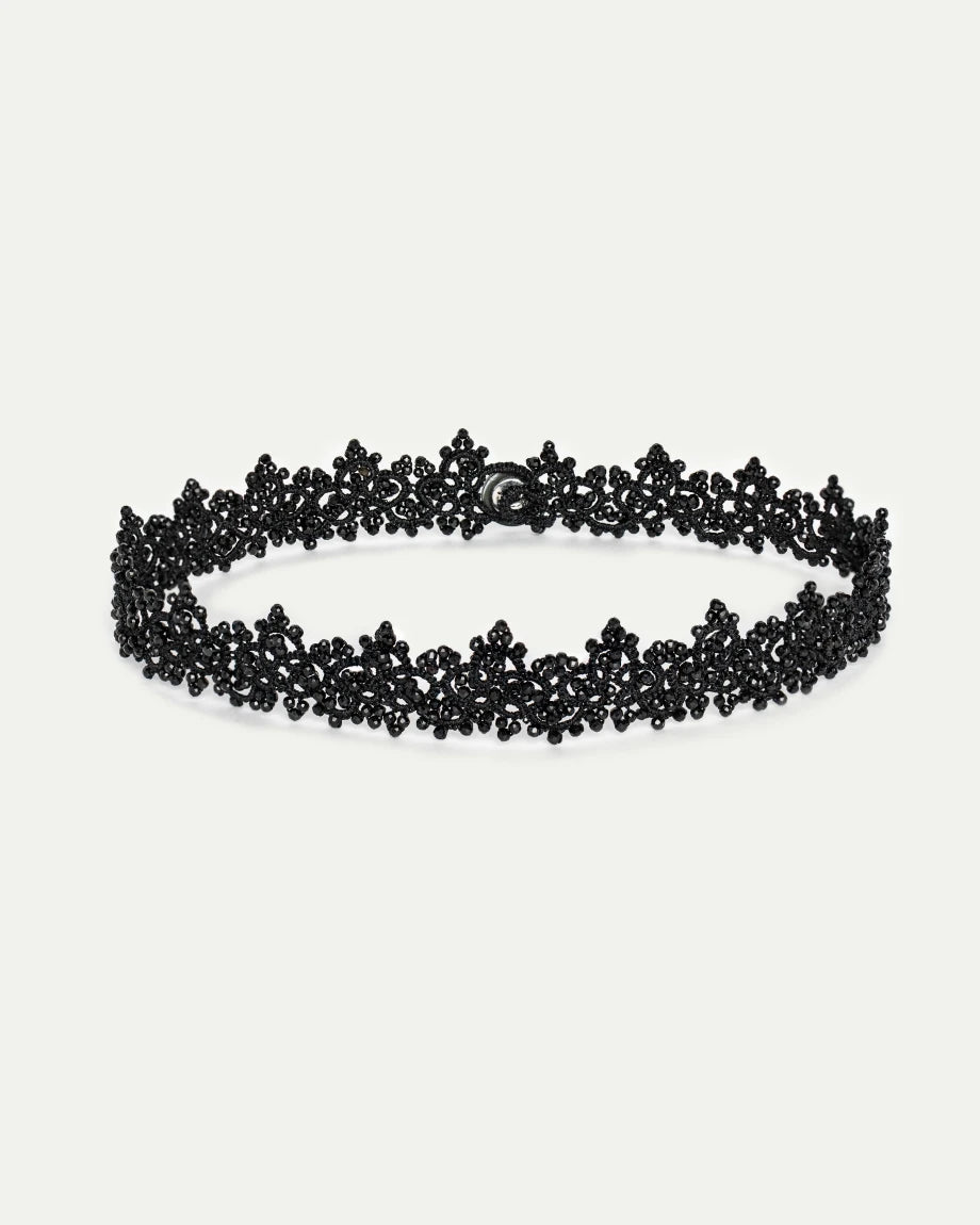 AIRA CHOKER in Silk, Pearl color Black front view with elegant and refined design