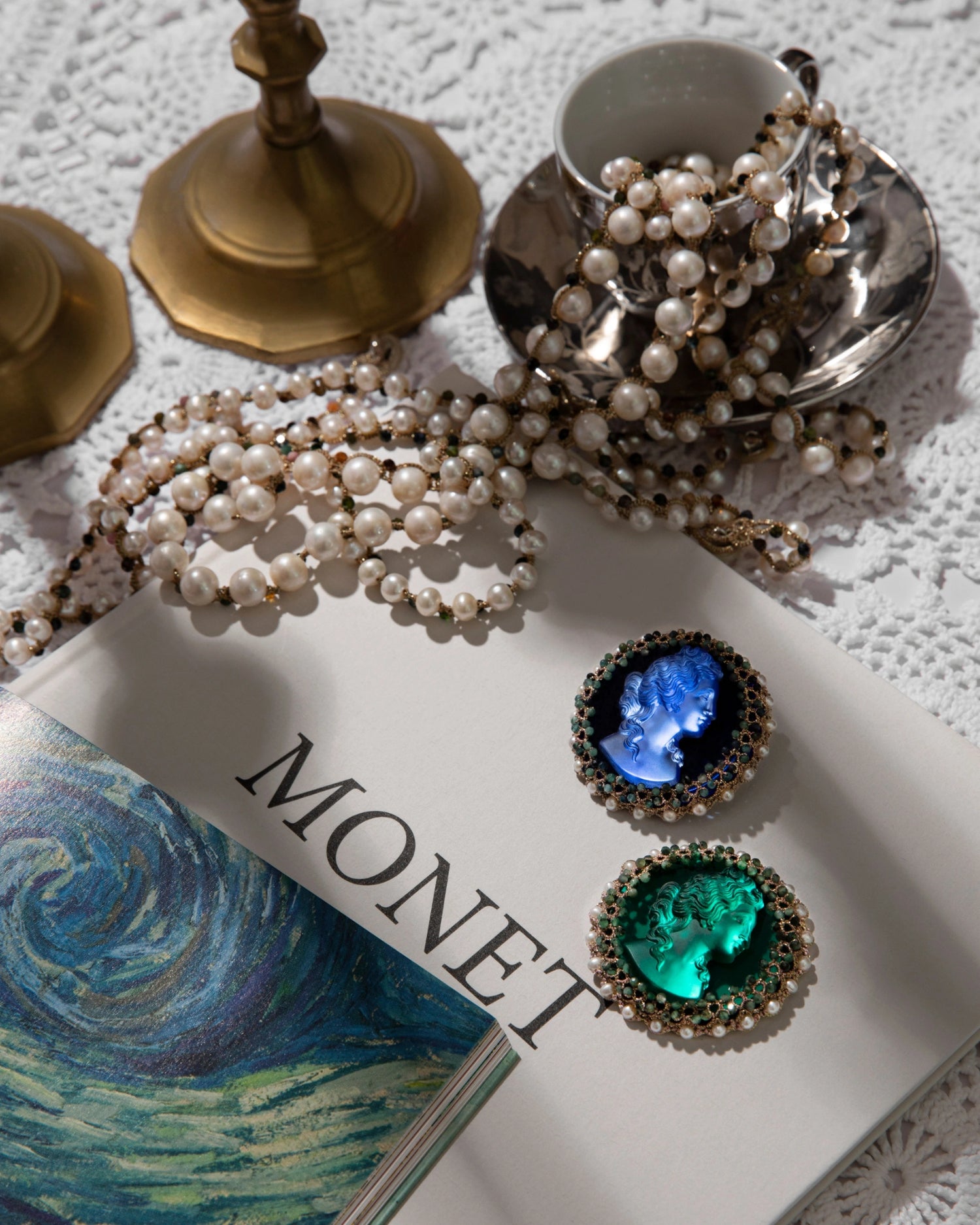 PENELOPE GREEN BROOCH - LORINA BALTEANU