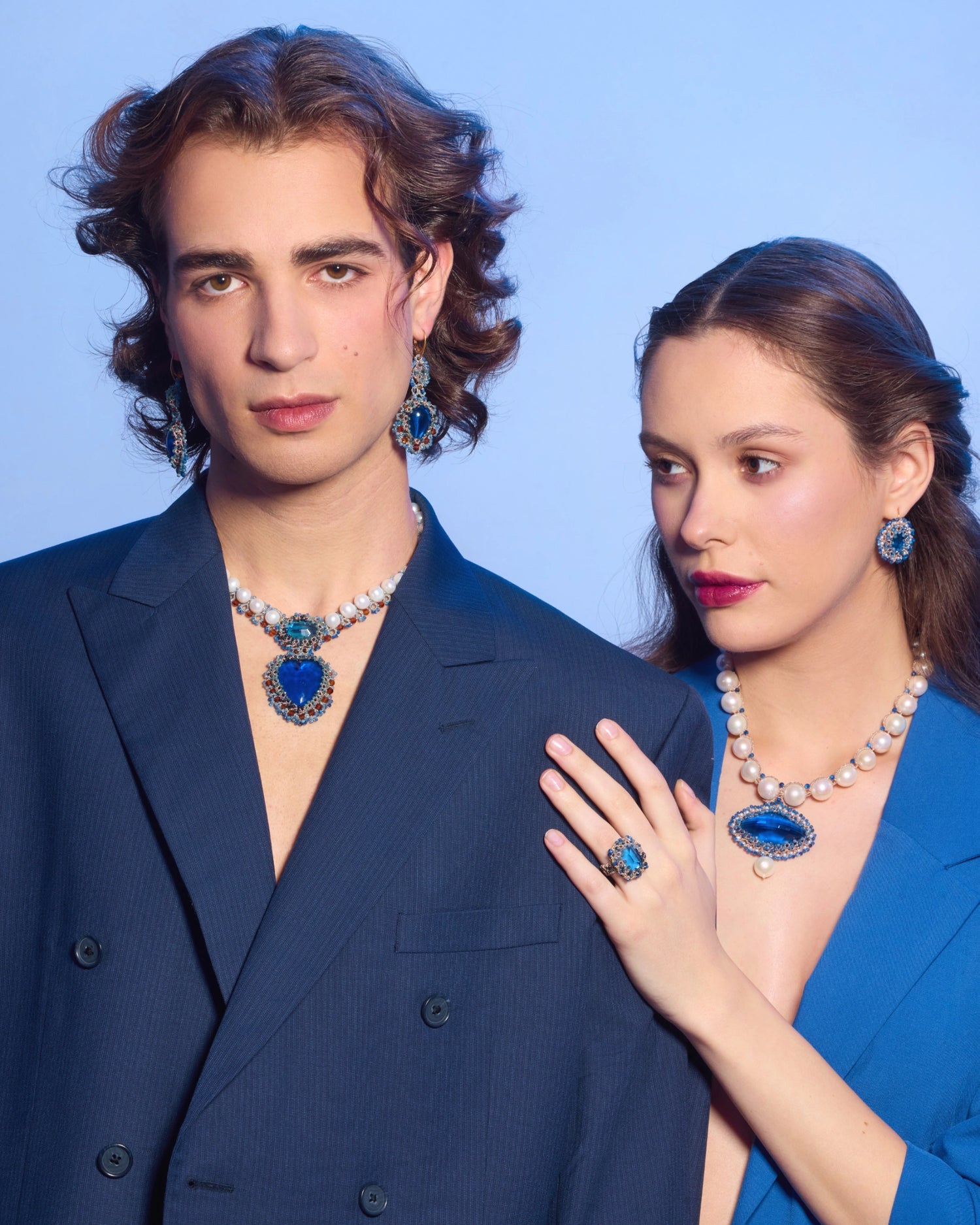 Silk and crystal ECATERINA earrings in blue, featuring kyanite and metal accents.