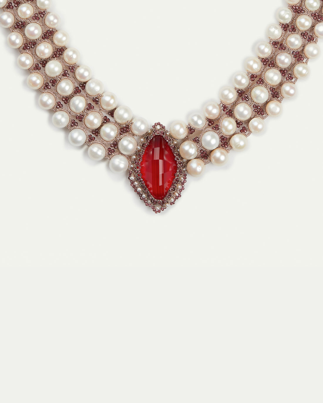 HEPBURN NECKLACE in Silk, Pearl, Pearls color Red detail view with classic and elegant design