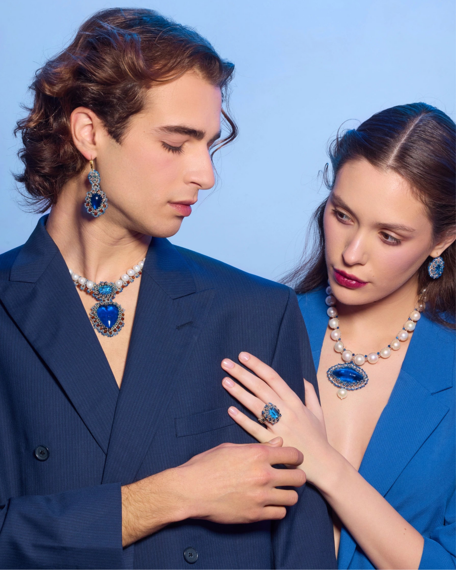 LOLA RING in Silk, Crystal, Kyanite color Blue detail view with classic and elegant design