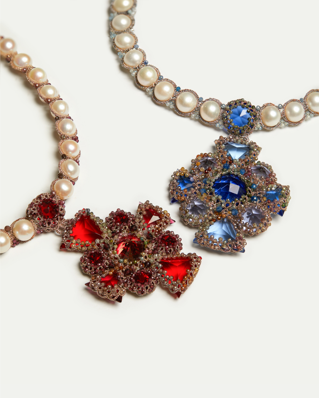 TIFFANY NECKLACE in Silk, Pearl, Pearls color Red angle view with superior finishes and refined design