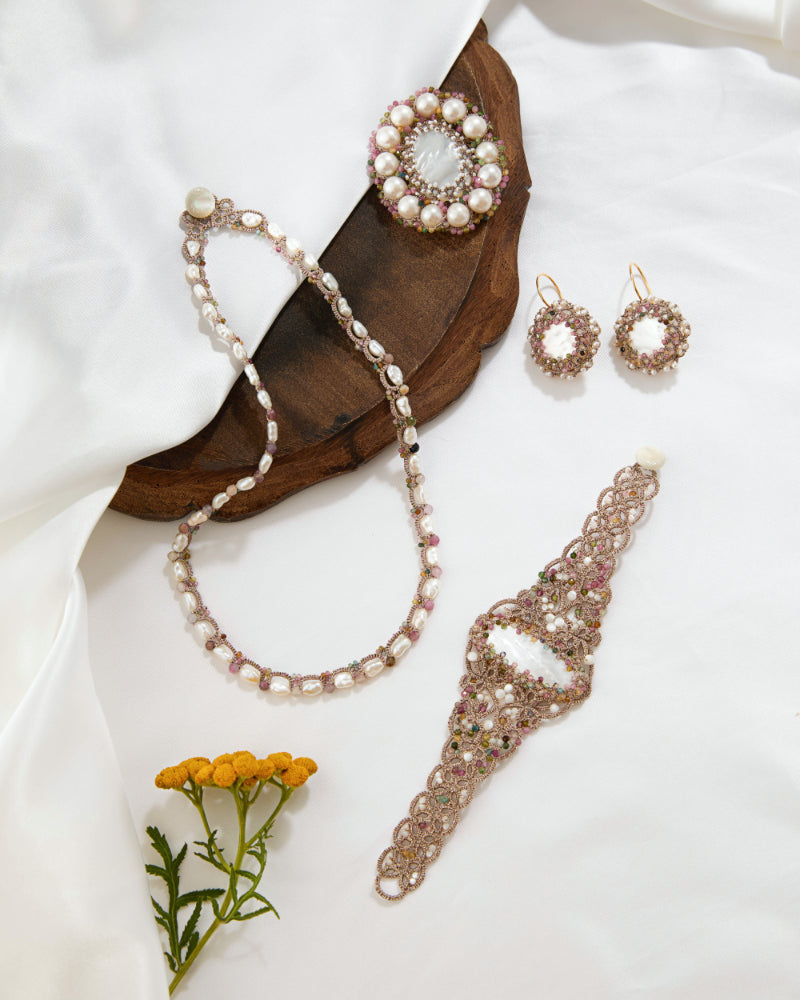 ZINOVIA BROOCH in Pearl, Pearls, Freshwater pearls color Multicolor side view with decorative details and quality finishes