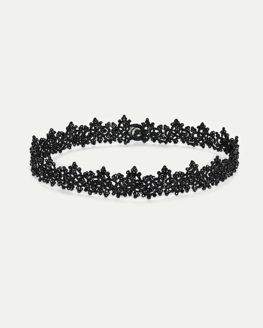 AIRA CHOKER in Silk, Pearl color Black front view with elegant and refined design