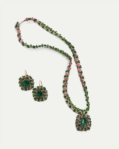 DELPHINE EARRINGS with green and pink gemstones, silk threads, gold-plated silver hooks, matching necklace.