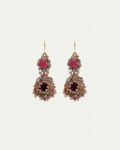 Gold-plated ELINA earrings with multicolored gemstones and silk in a drop design, featuring rose and garnet accents.