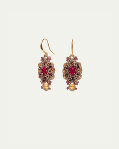 ESTELLE EARRINGS in Silk, Gold, Silver detail view with classic and elegant design