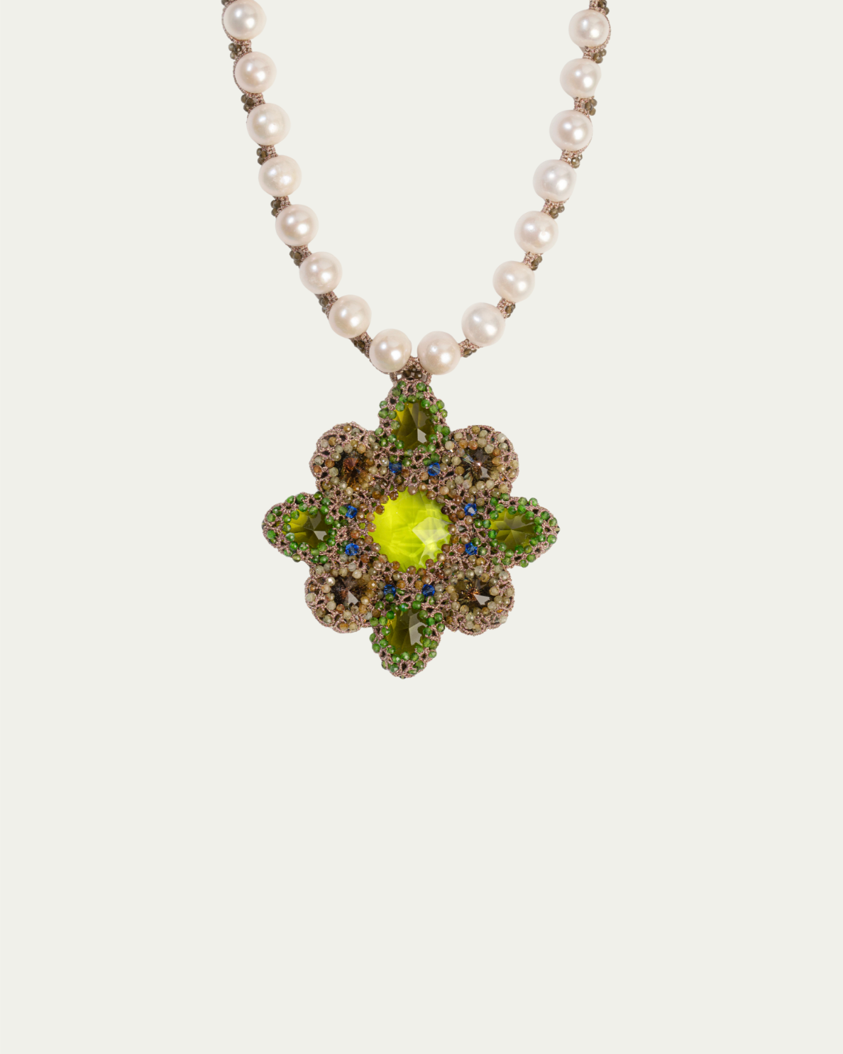 EVA PENDANT in Silk, Pearl, Pearls color Green detail view with classic and elegant design