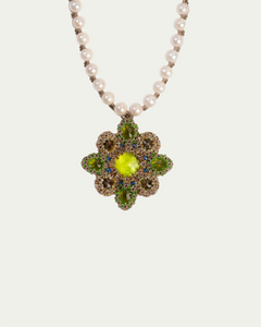 EVA PENDANT in Silk, Pearl, Pearls color Green detail view with classic and elegant design