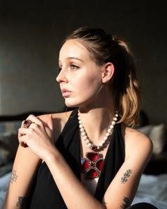 EXCLUSIVE NECKLACE 4056 in Silk, Pearl, Pearls side view with decorative details and quality finishes