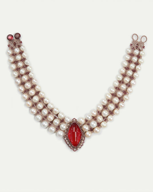 HEPBURN NECKLACE in Silk, Pearl, Pearls color Red front view with elegant and refined design