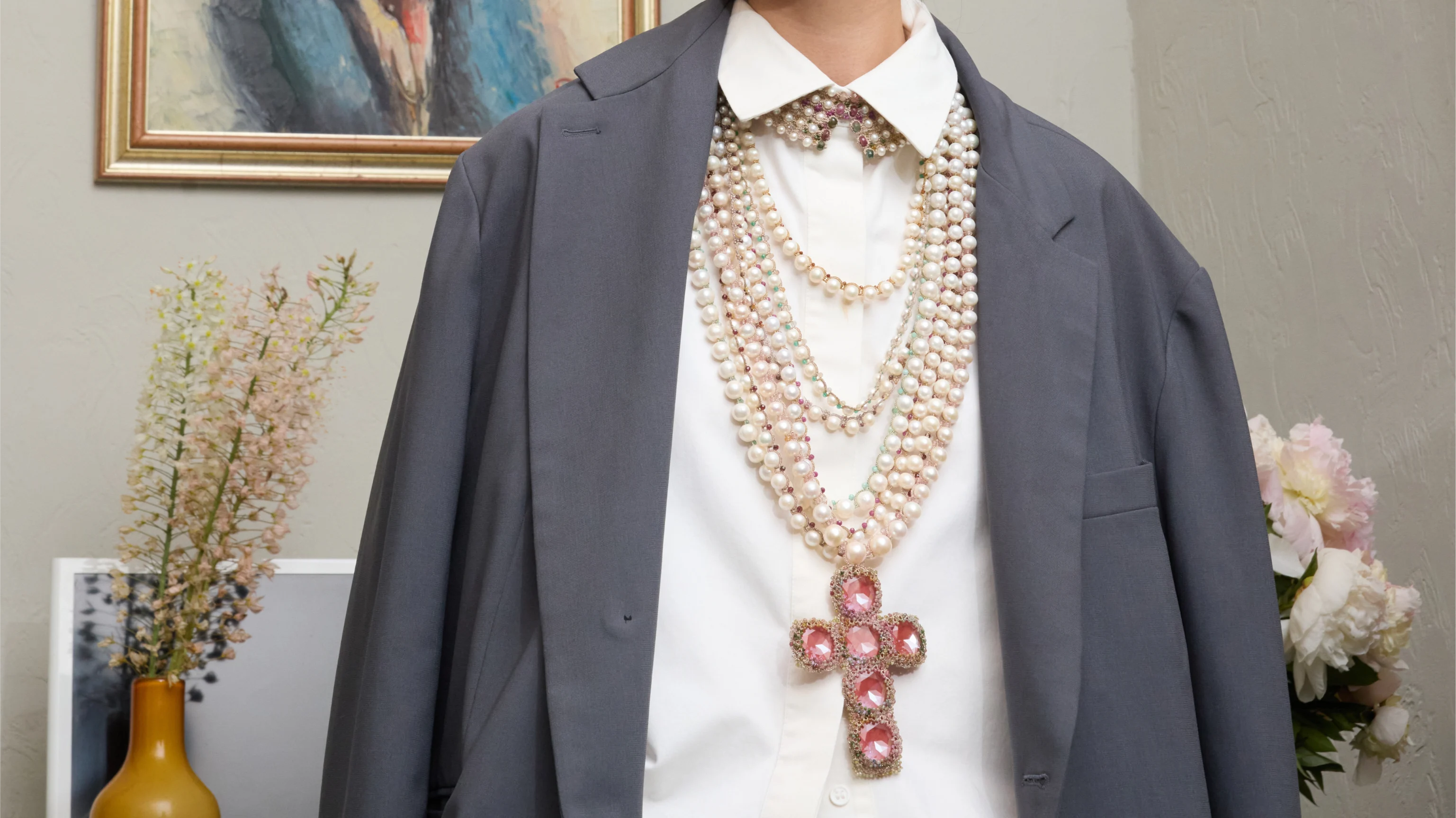 Timeless Elegance Reimagined Through Frivolité