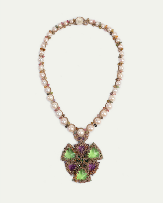 LYDIA NECKLACE in Silk, Pearl, Pearls color Green side view with decorative details and quality finishes