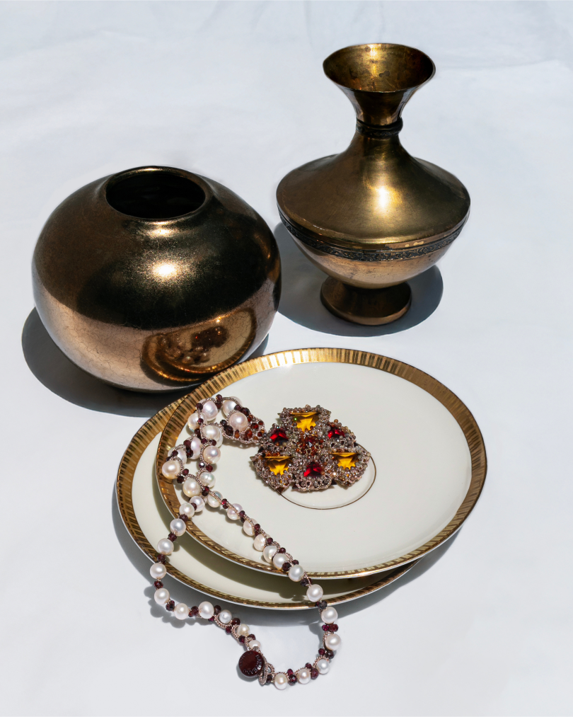 LYDIA NECKLACE in Silk, Pearl, Pearls color Yellow side view with decorative details and quality finishes