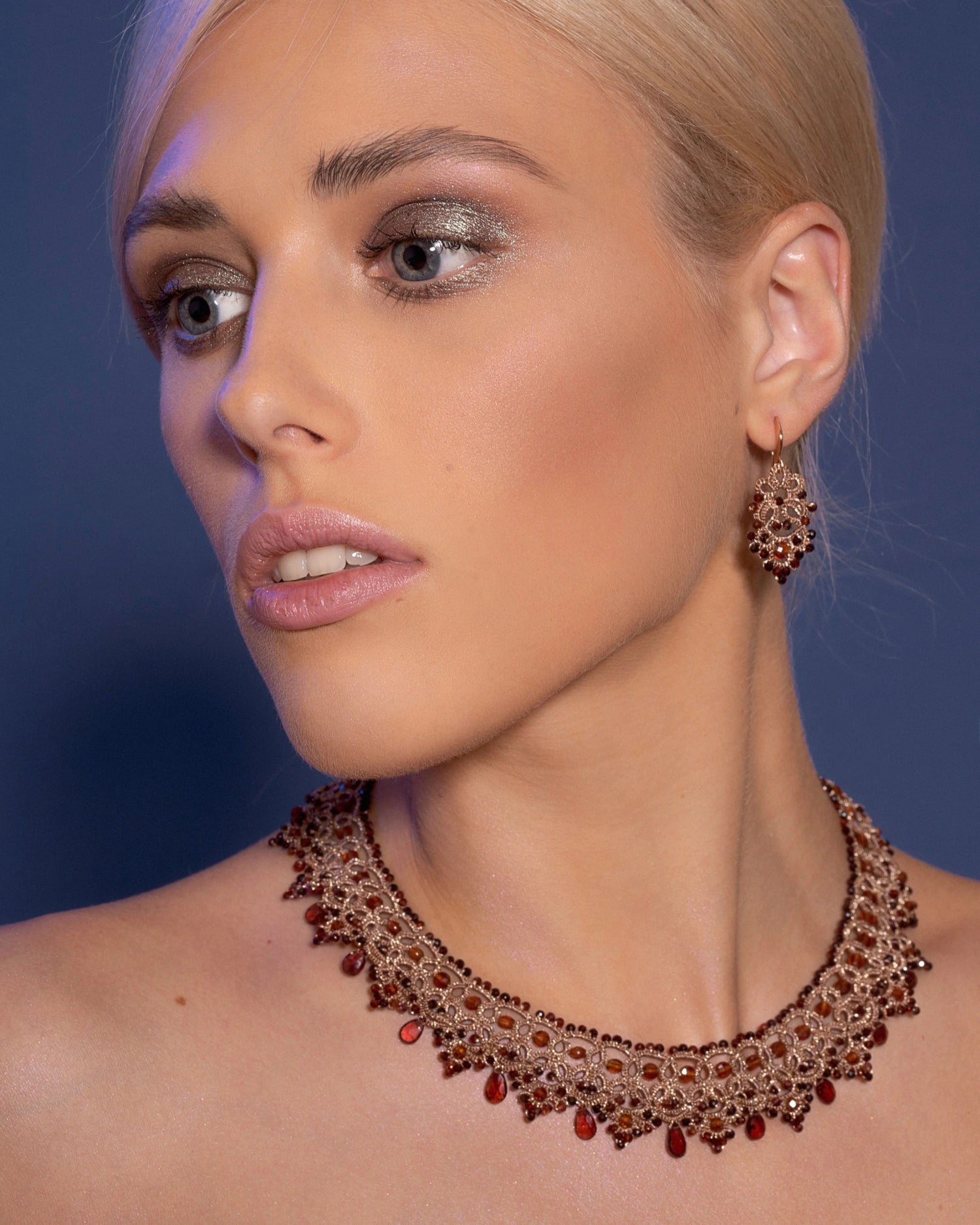 RACHEL CORNALINE NECKLACE