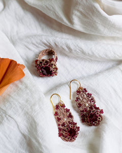 SALLY Earrings, red garnet gemstones, freshwater pearls, crystals, gold-plated silver hooks, silk threads.