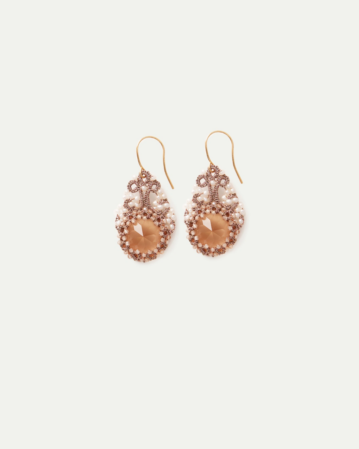 SISSI EARRINGS in Gold, Silver, Pearls color Gold front view with elegant and refined design