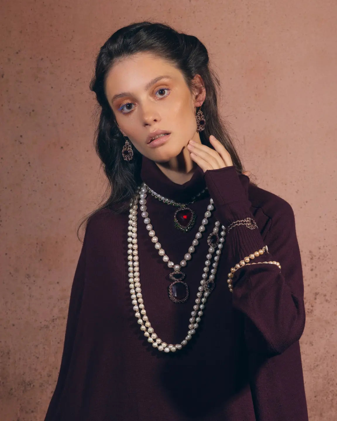 TITANIC GARNET NECKLACE - LORINA BALTEANU